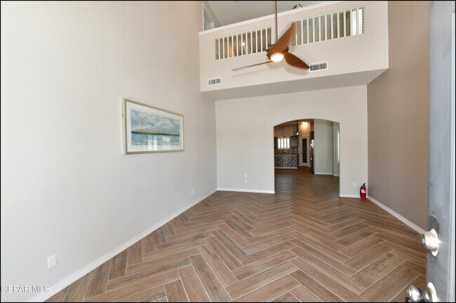 Building Photo - 6933 Copper Town Dr
