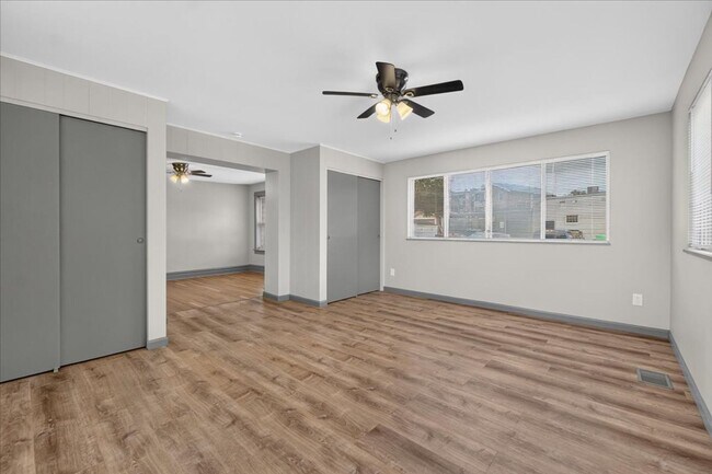 Building Photo - 5203 Windsor Pkwy