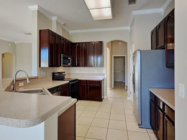 Building Photo - 14305 Sea Eagle Dr