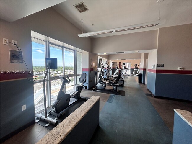 Building Photo - 7275 SW 90th St