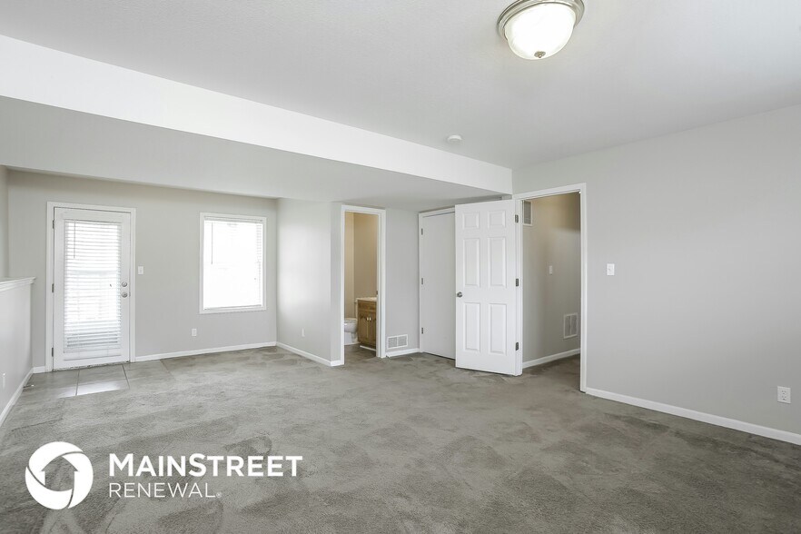Building Photo - 4305 Garland St