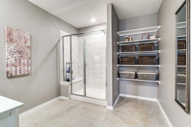 Building Photo - 158 Coyote Trl