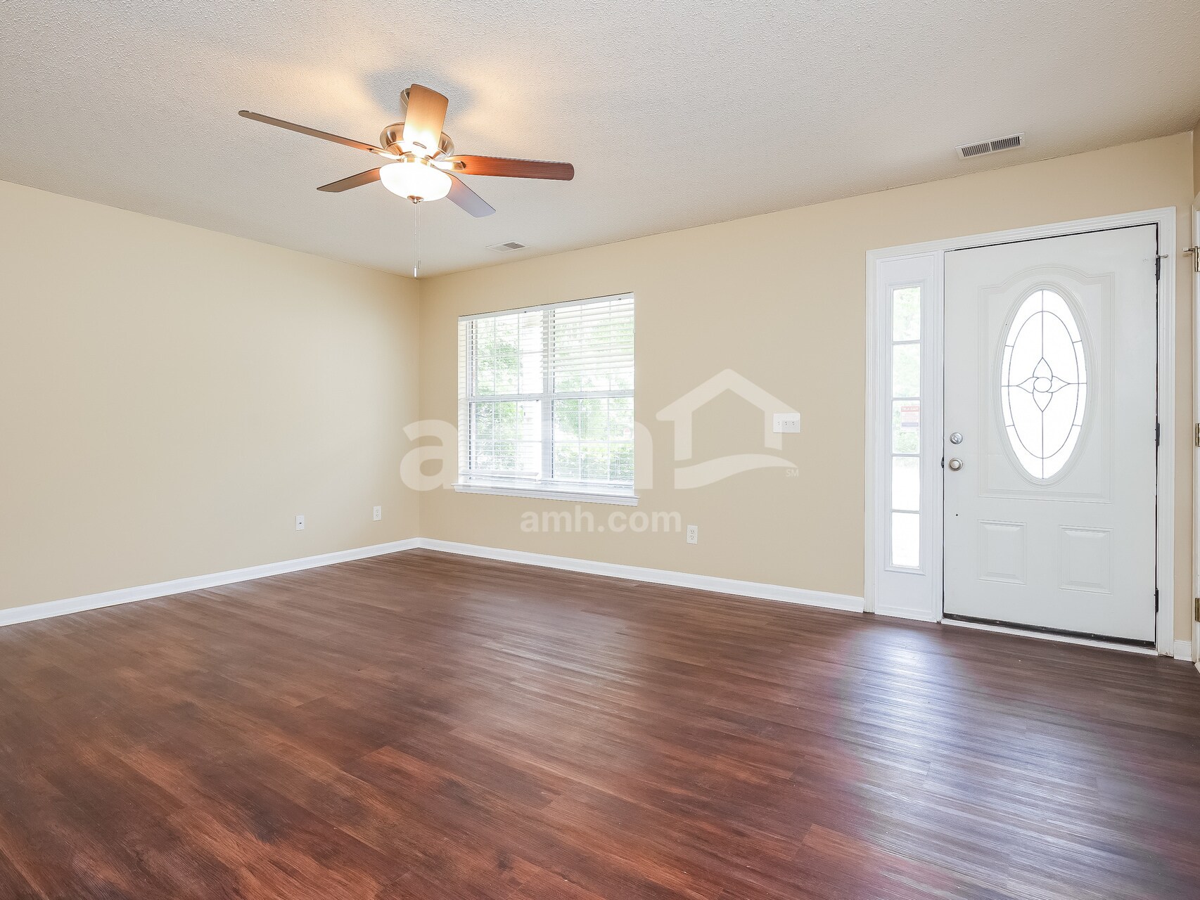 Building Photo - 194 Stoney Xing