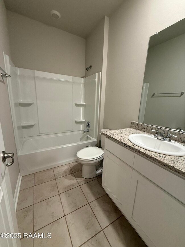Building Photo - 200 Broussard Hl Dr