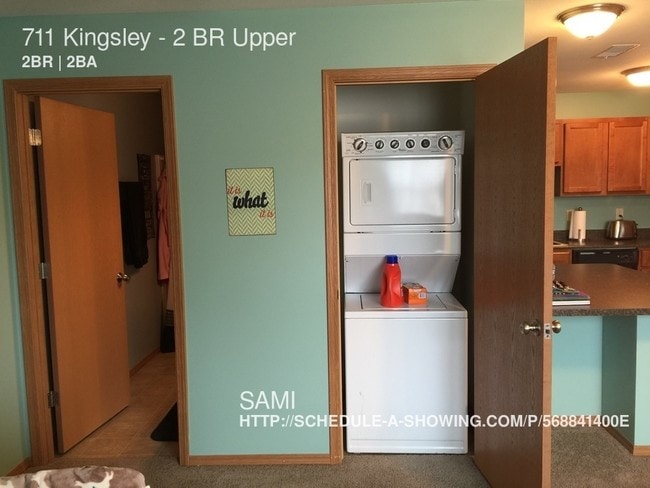 Building Photo - 711 Kingsley 2 BR Upper