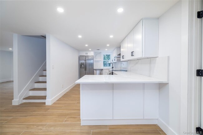 Building Photo - 62 Central Ave