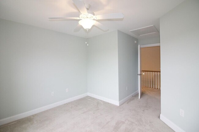 Building Photo - 45 Cypress Cir