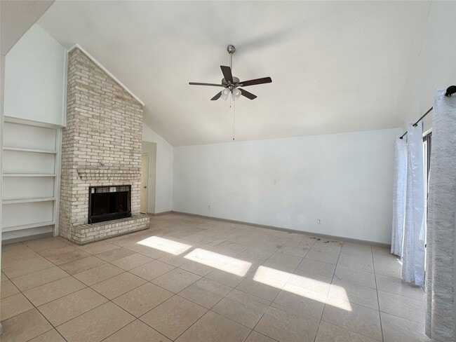 Building Photo - 4431 Yupon Ridge Dr