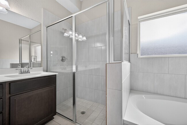 Building Photo - 21343 Cypress Live Oak Dr