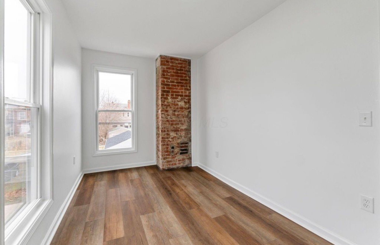 Building Photo - 466 N Garfield Ave