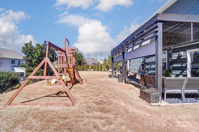 Building Photo - 5009 Fenwick Ct
