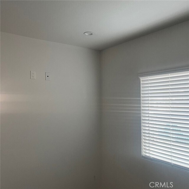 Building Photo - 7239 Sterling Ave