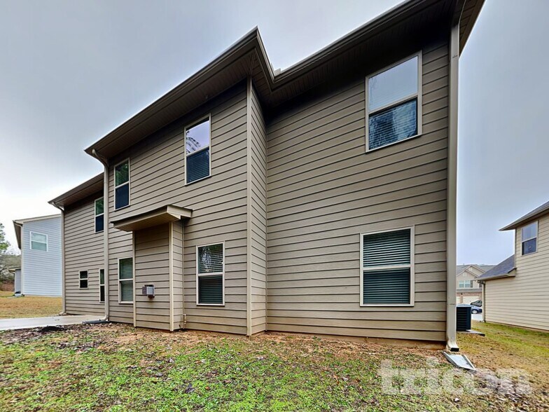 Building Photo - 5713 Pahaska Ct