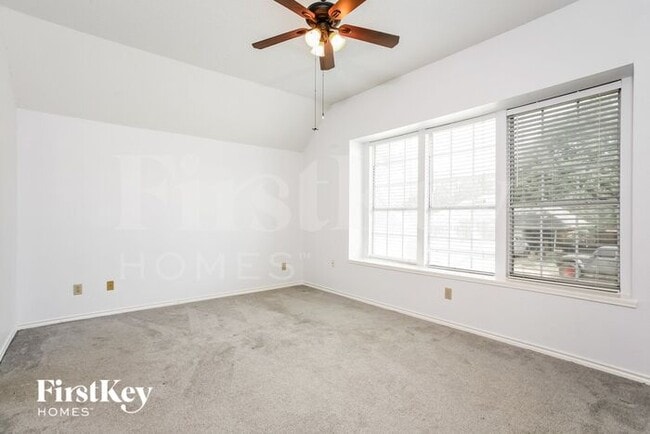 Building Photo - 2020 Spring Mills Rd