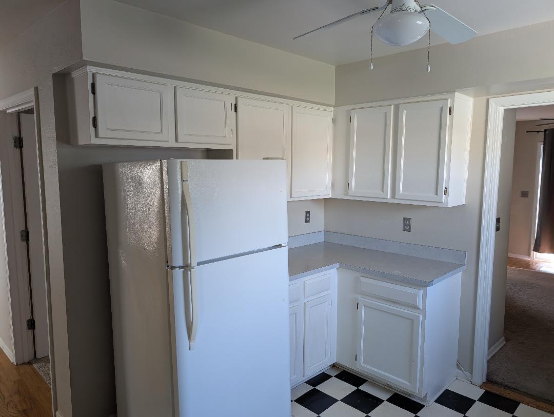 Building Photo - 3158 Oak St