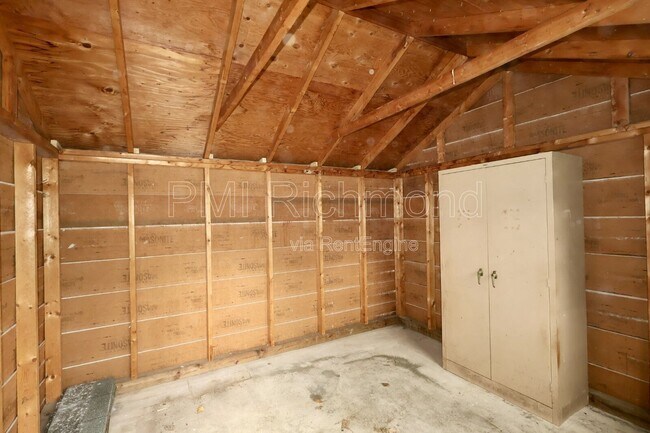 Building Photo - 5913 Osoge Rd