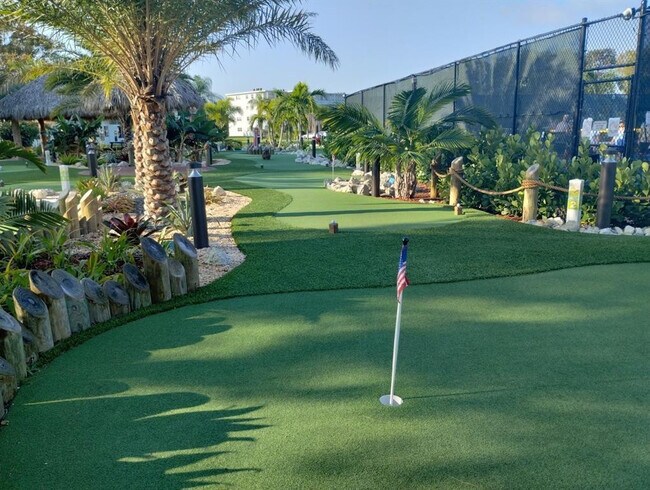 Building Photo - 137 Farnham F