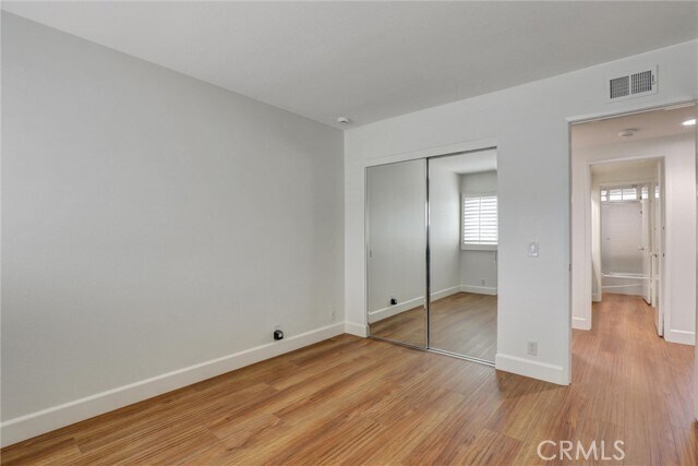 Building Photo - 16 Sycamore Creek