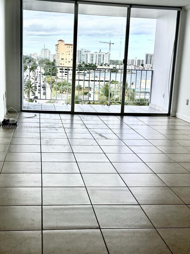 Building Photo - 1865 79th Street Causeway