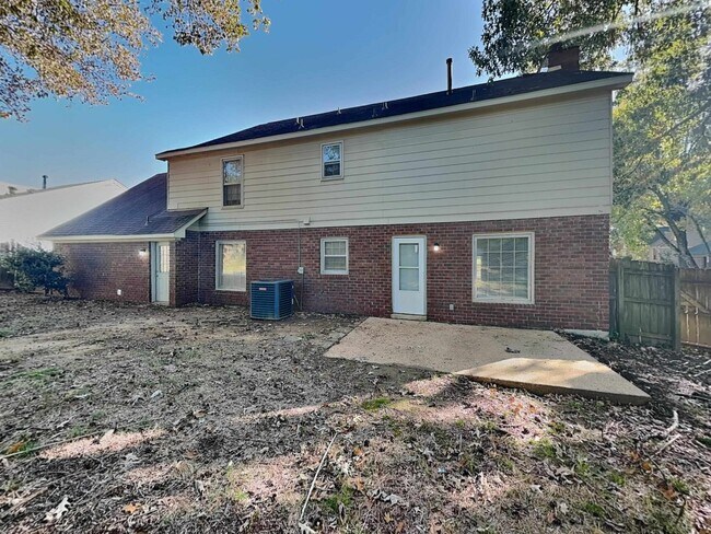 Building Photo - 1017 Hawkview Dr