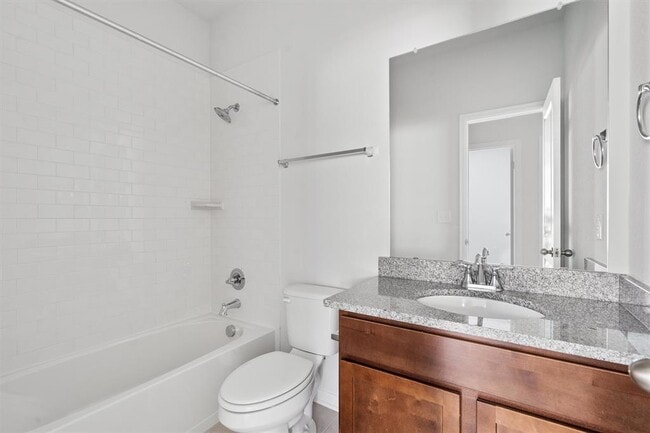 Building Photo - 315 Diamondleaf Dr