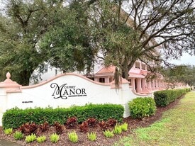 Building Photo - Osprey Manor Fairway