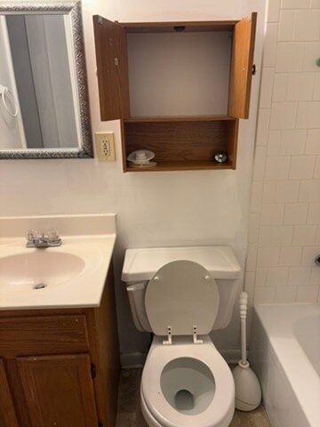 Building Photo - 100 Royal Oak Dr