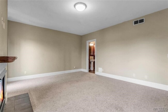 Building Photo - 11 Ojibwa Cir