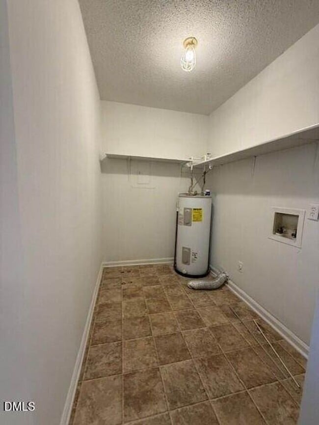 Building Photo - Adorable 2 bed Duplex in Wake Forest! Close to Downtown!