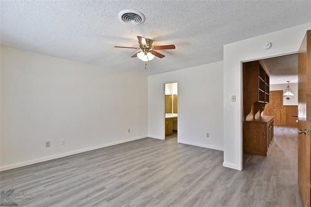 Building Photo - 3718 Brookhollow Dr