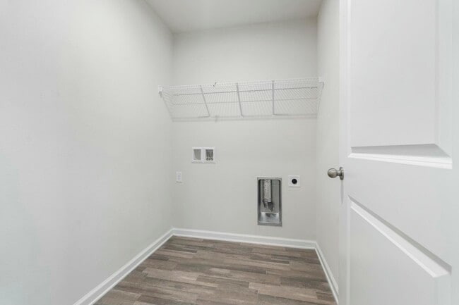 Building Photo - 610 Riverwalk Cir