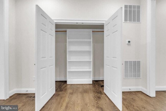 Building Photo - 6415 Bradley Blvd