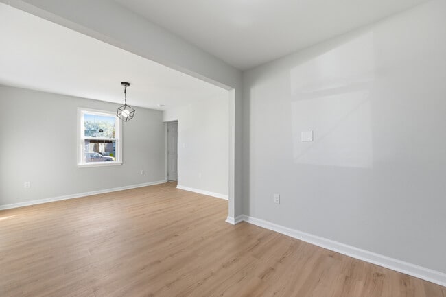 Building Photo - 961 17th St