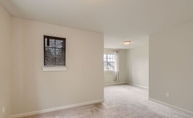 Building Photo - Beautiful Bothell Home in Northshore School District!!