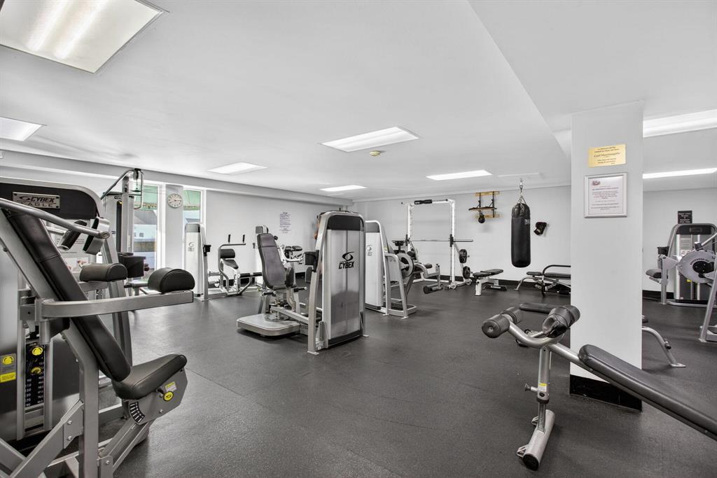 Building Photo - 111 N Pompano Beach Blvd