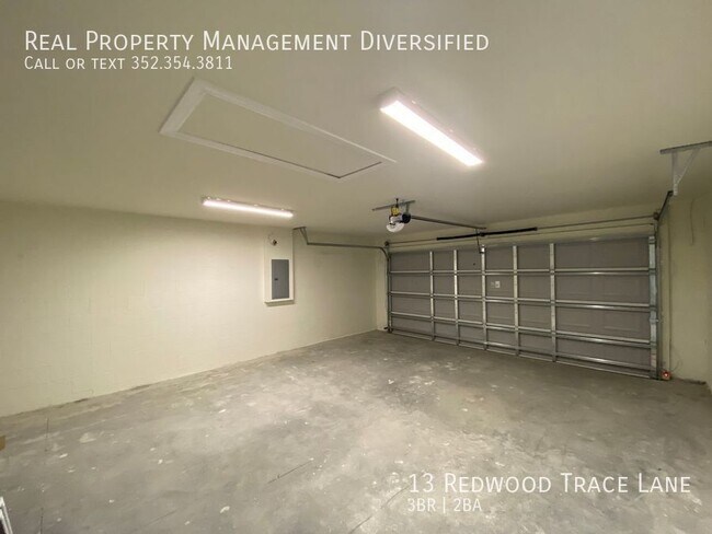 Building Photo - 13 Redwood Trace Ln