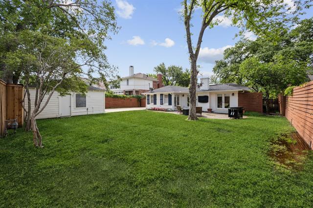 Building Photo - 6505 Woodland Dr