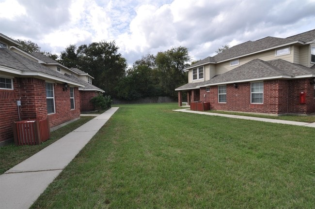 Building Photo - 1231 Lovett St