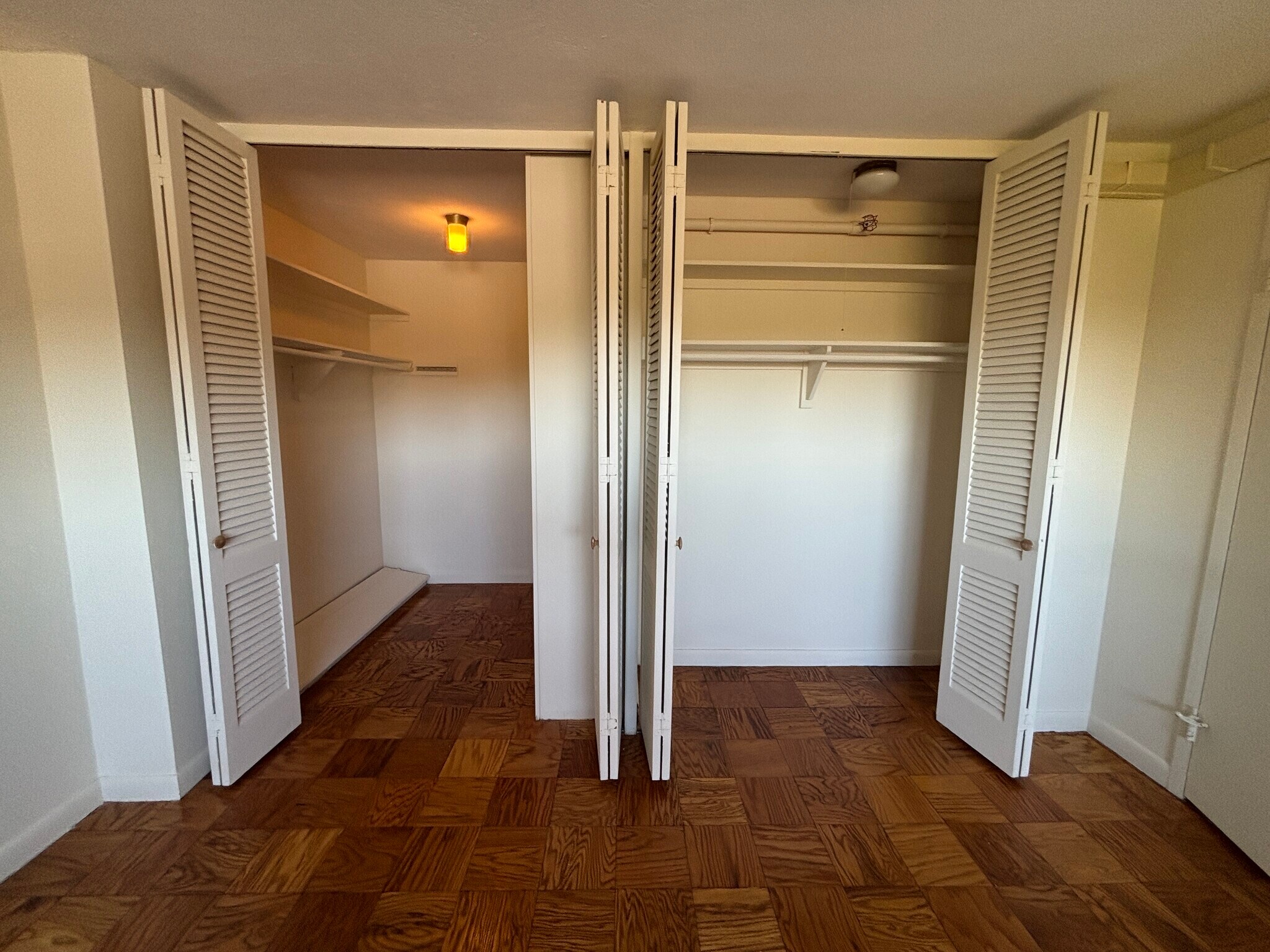 Building Photo - 80 Monmouth St