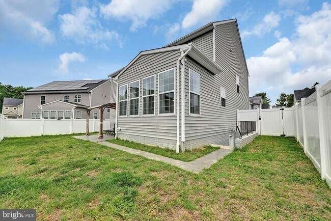Building Photo - 1103 Grady Ct