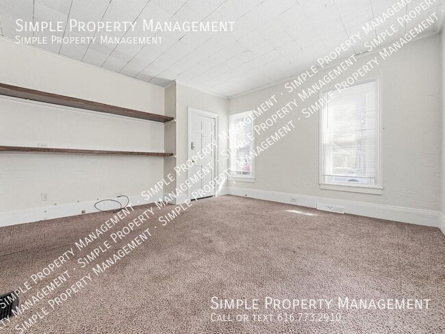 Building Photo - 615 Mc Reynolds Ave NW