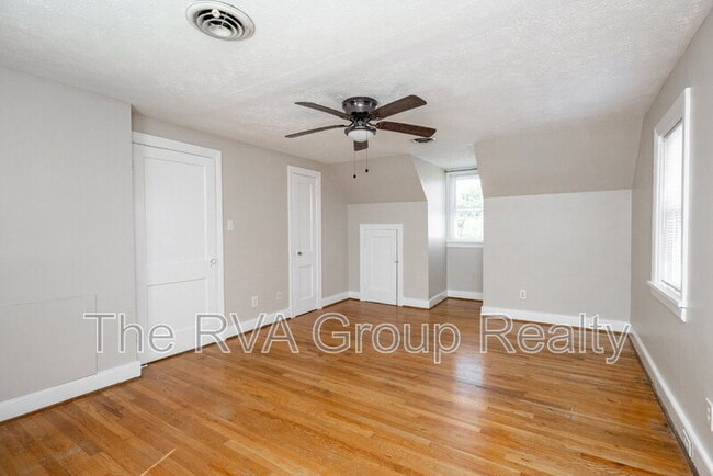 Building Photo - 2415 Dumbarton Rd