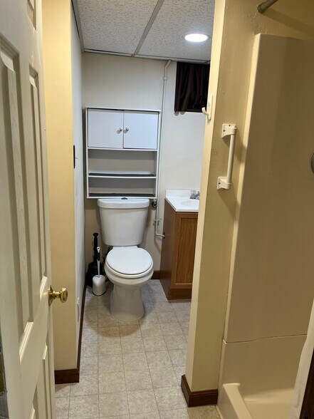 Bathroom - 95 S Rose Blvd