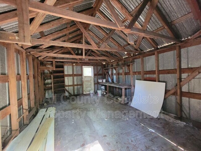 Building Photo - 616 Woodbine St