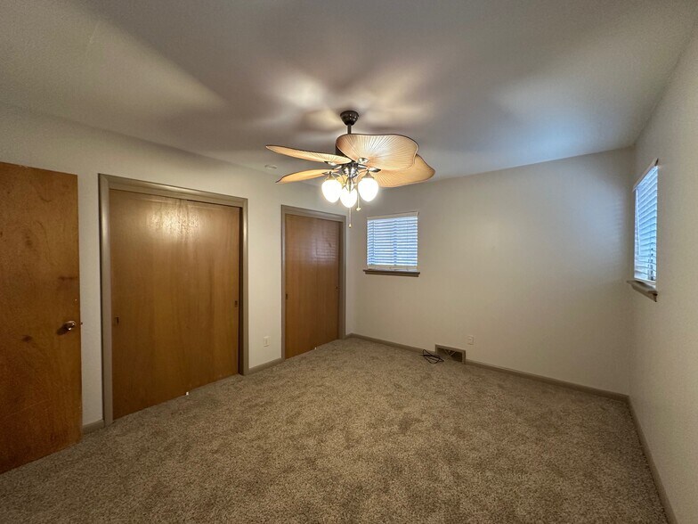 Building Photo - 5538 Rich Rd