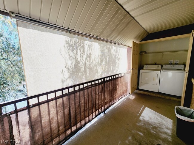 Building Photo - 5405 Indian River Dr