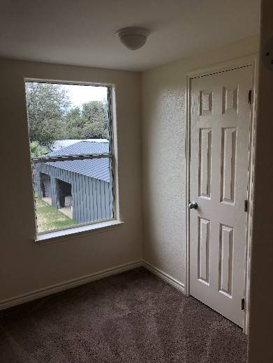 Building Photo - Home for rent on private family ranch