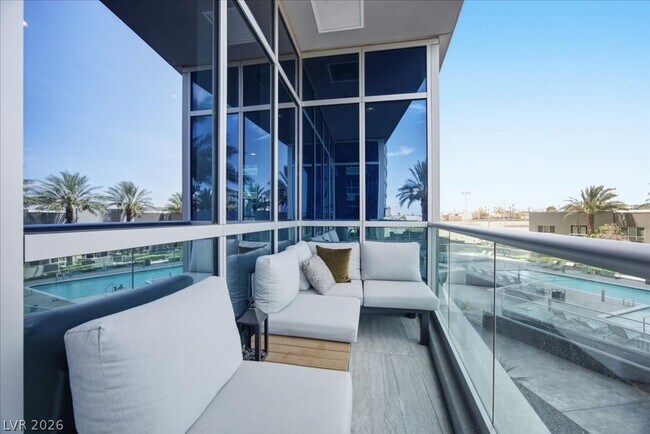 Building Photo - 4575 Dean Martin Dr
