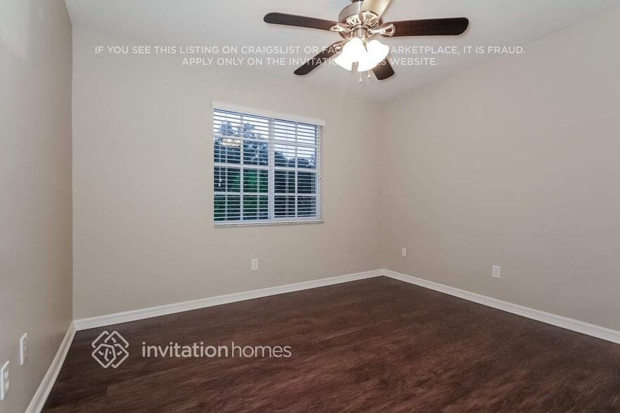 Building Photo - 1308 Elmore Terrace