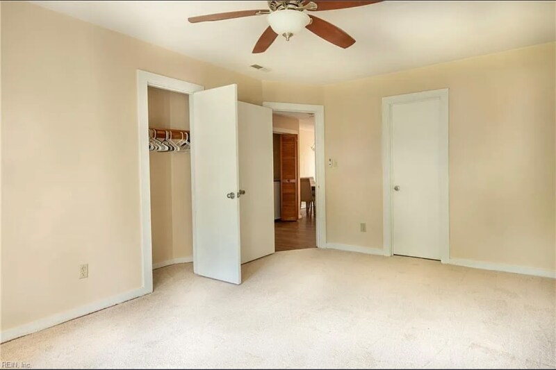 Building Photo - 250 Misty Point Ln